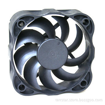 DC Fan with 12V/24V Voltage, Measures 110mm x 110mm x 32mm, Available in PWM/FGNew